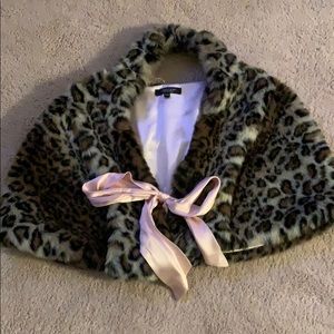 Karen Kane leopard print cape